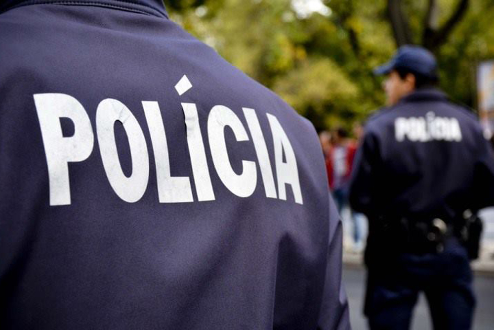 Volta a ameaçar polícias e sai livre na Marinha Grande