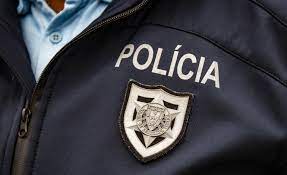 Mulher esfaqueada em estação de serviço em Odivelas. PSP trava agressor com tiro na perna